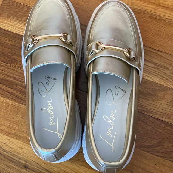 London Rag Women’s Gold Loafers Size 9 - Picture 5 of 6